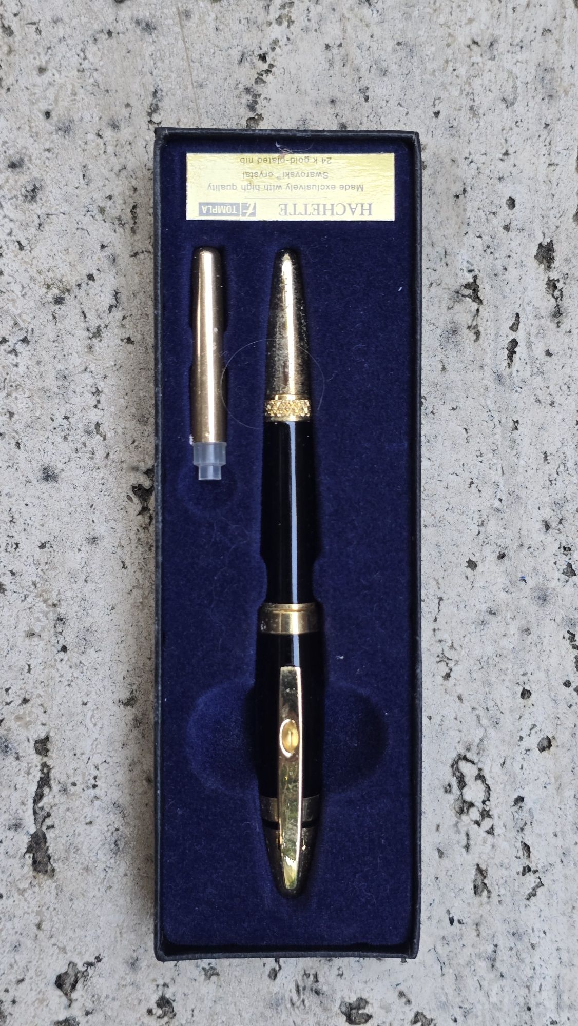 Caneta tinta permanente acabamentos swaroski crystal 24k gold plated