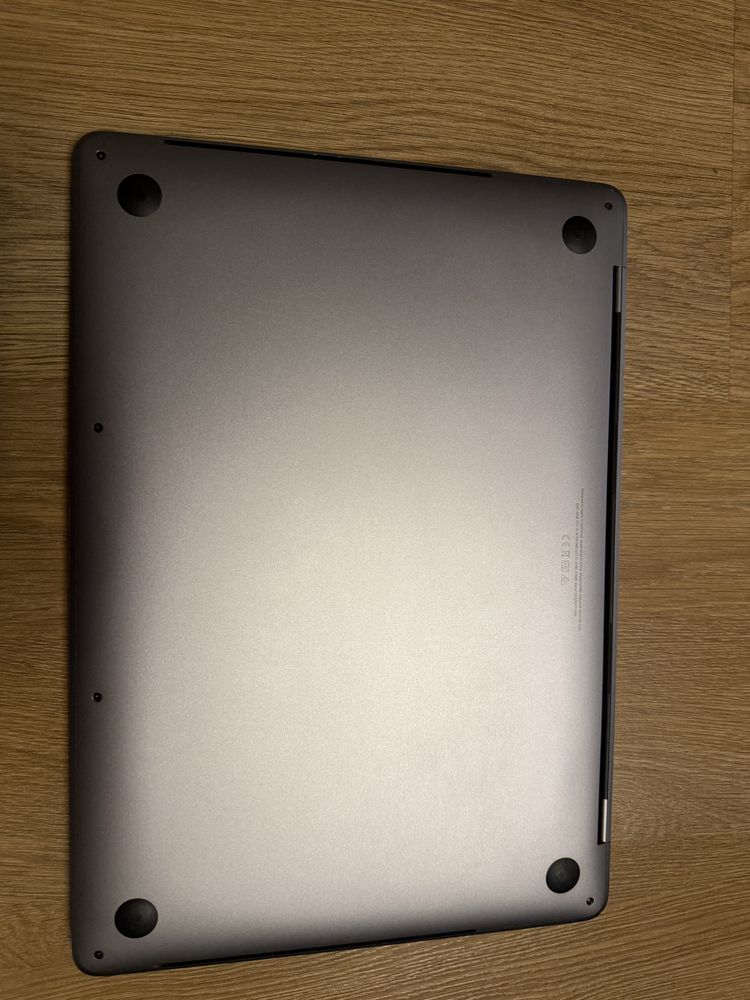 Ноутбук Apple MacBook Pro 2019, діагональ 13,3 (модель A1989)