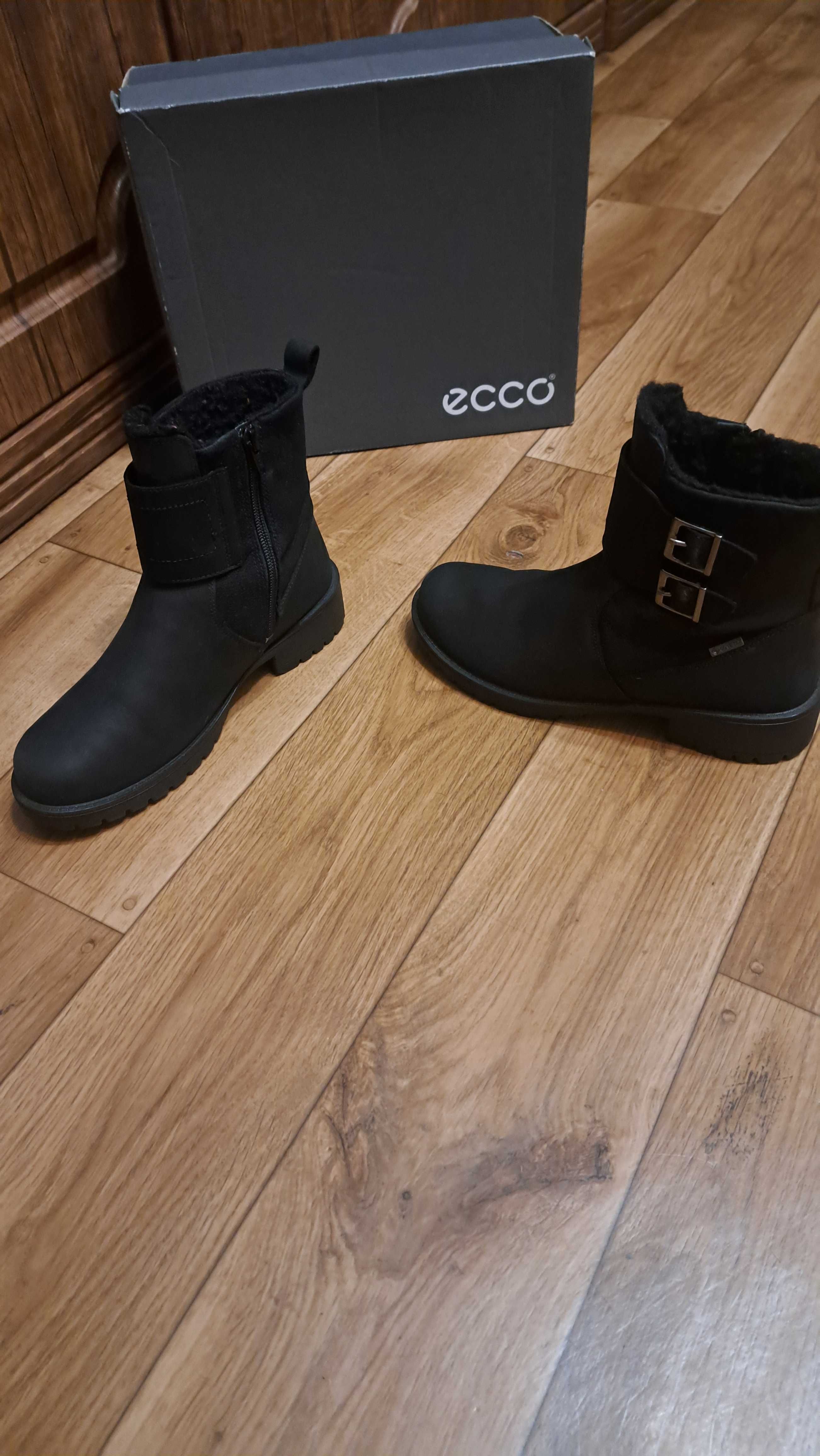 Зимові чоботи ecco 38р