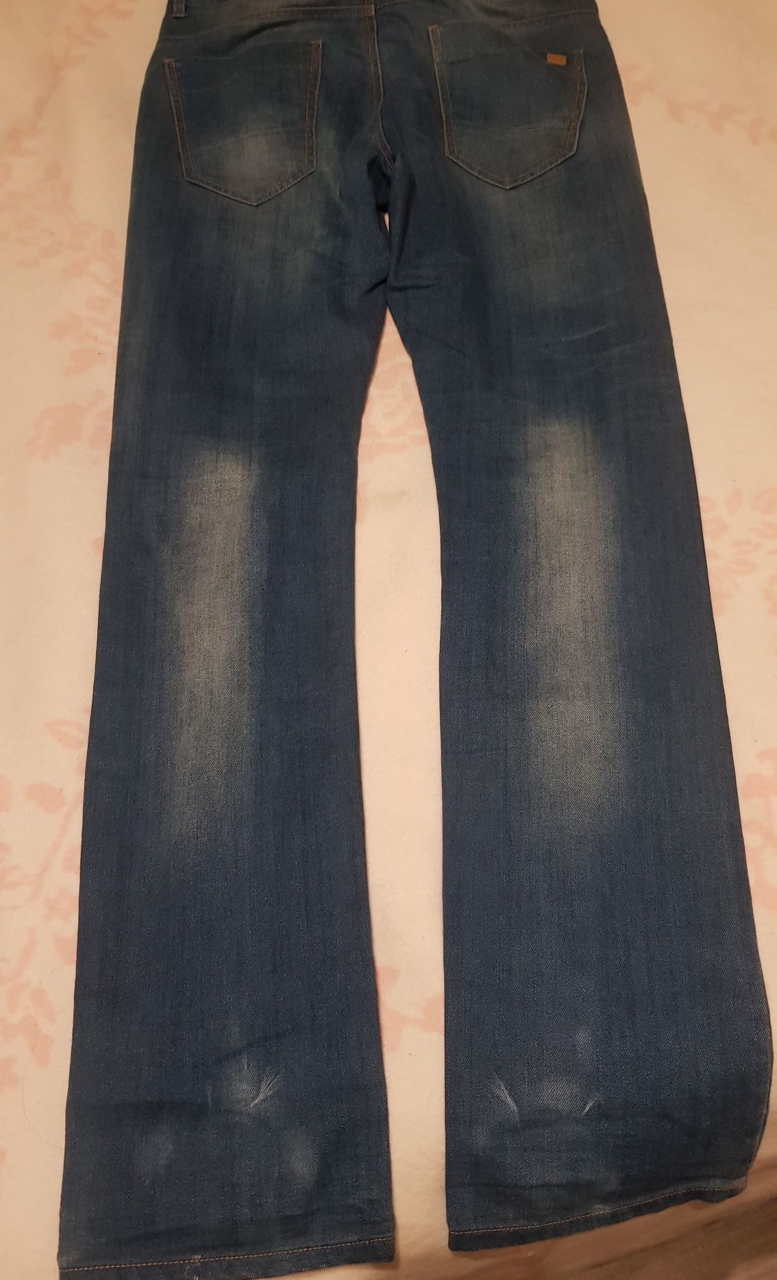 Spodnie jeansy Cropp