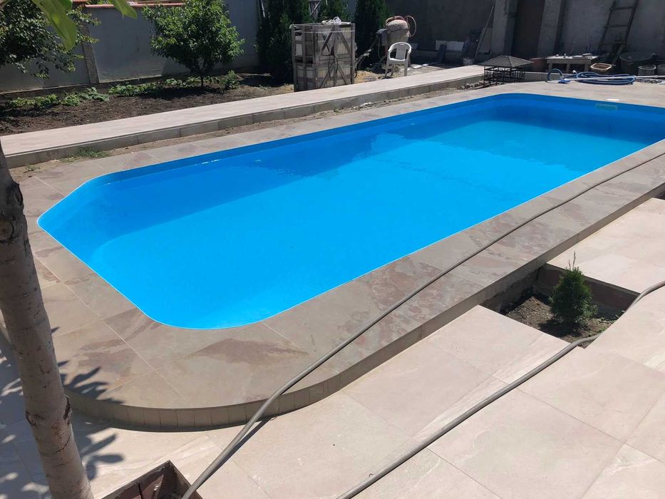 Чаша для басейну на замовлення