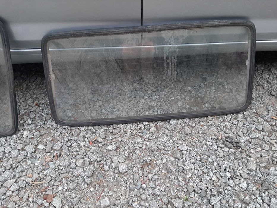 Sprzedam szyby do FUATA 126P