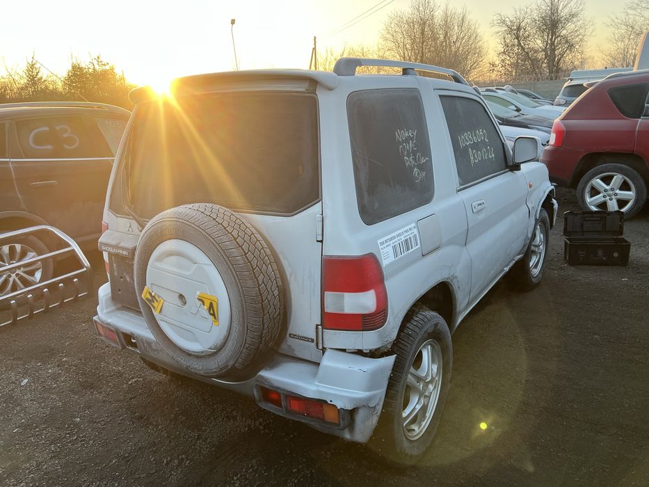 Mitsubishi Shogun silnik 4G93 1.8 Benzyna 2006r,Anglik