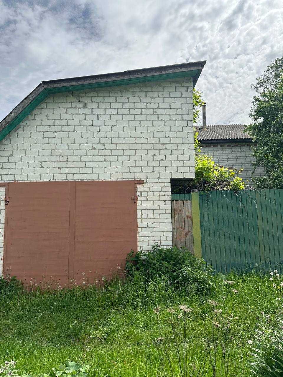 Продаж 2-поверхового будинку на березі річки Снов, с. Макишин