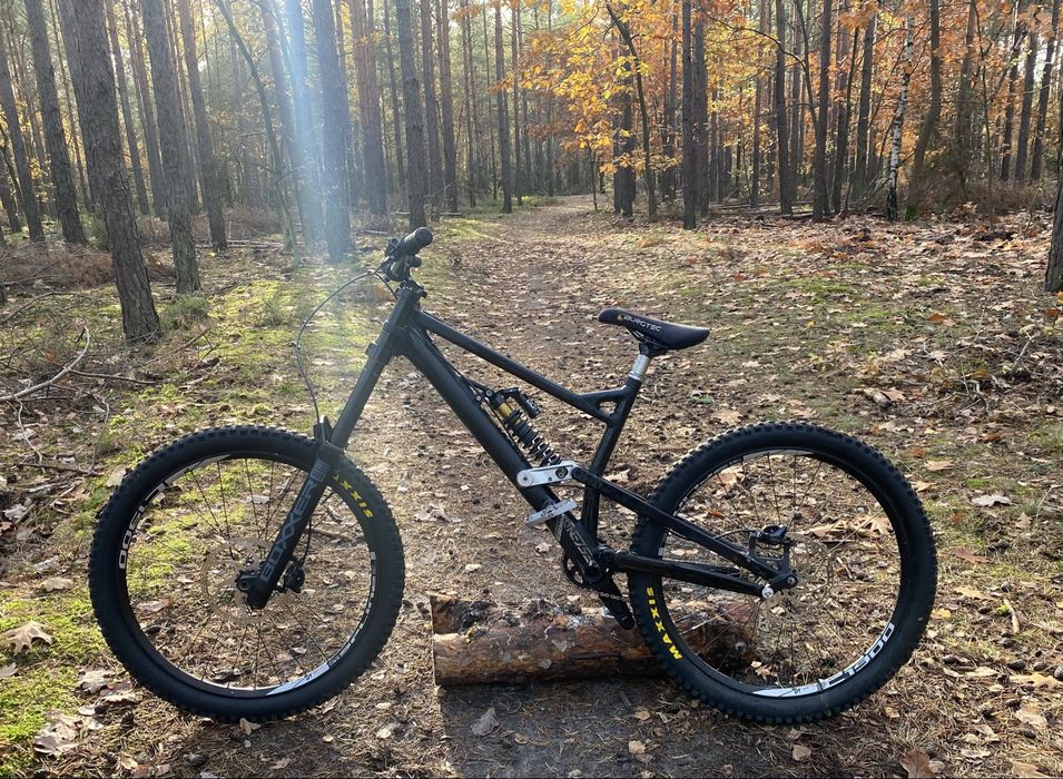 Canyon Torque FR CUSTOM 15,3kg wszystko nowe