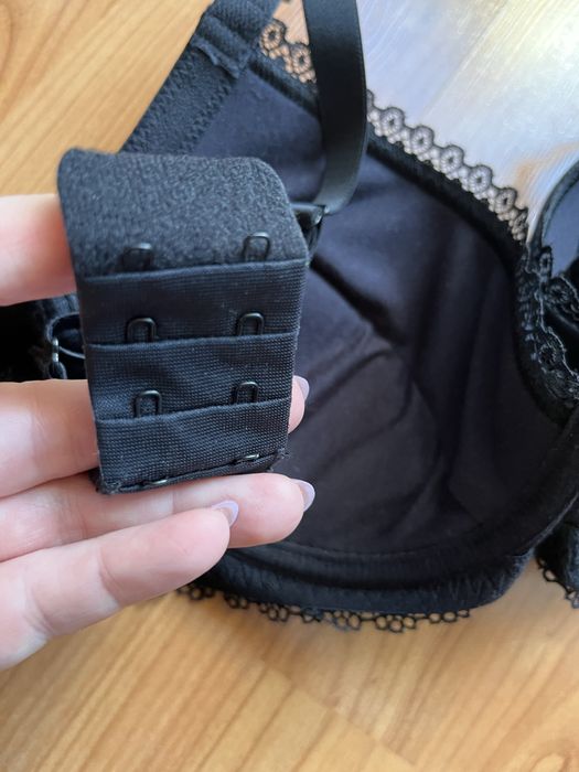 Biustonosz henderson 75E esotiq