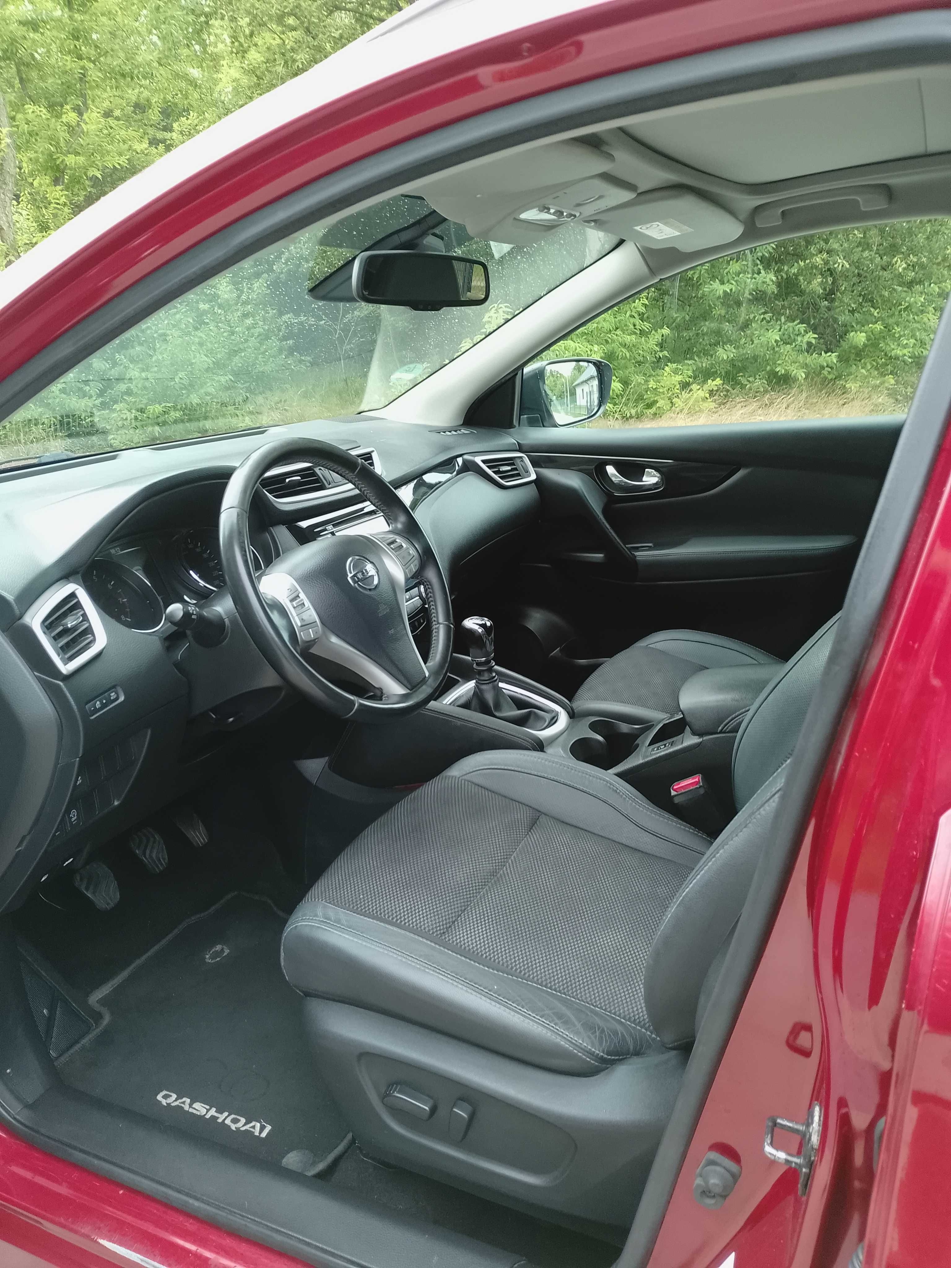 Nissan Qashqai 1.2  Tekna