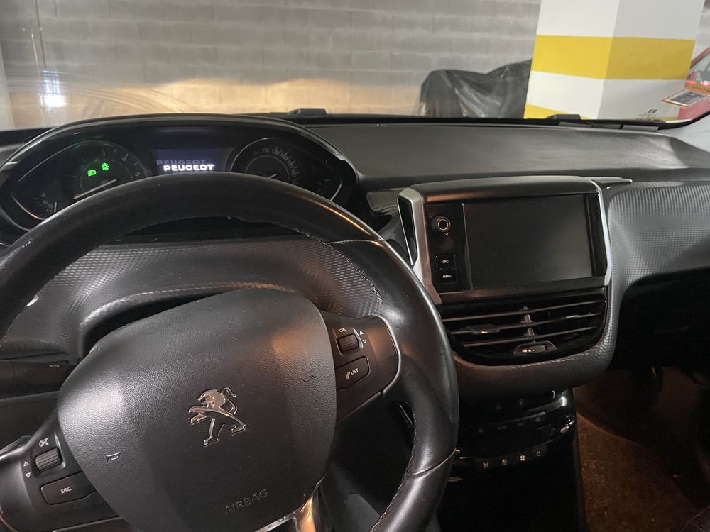 Peugeot 208 1.6 Allure