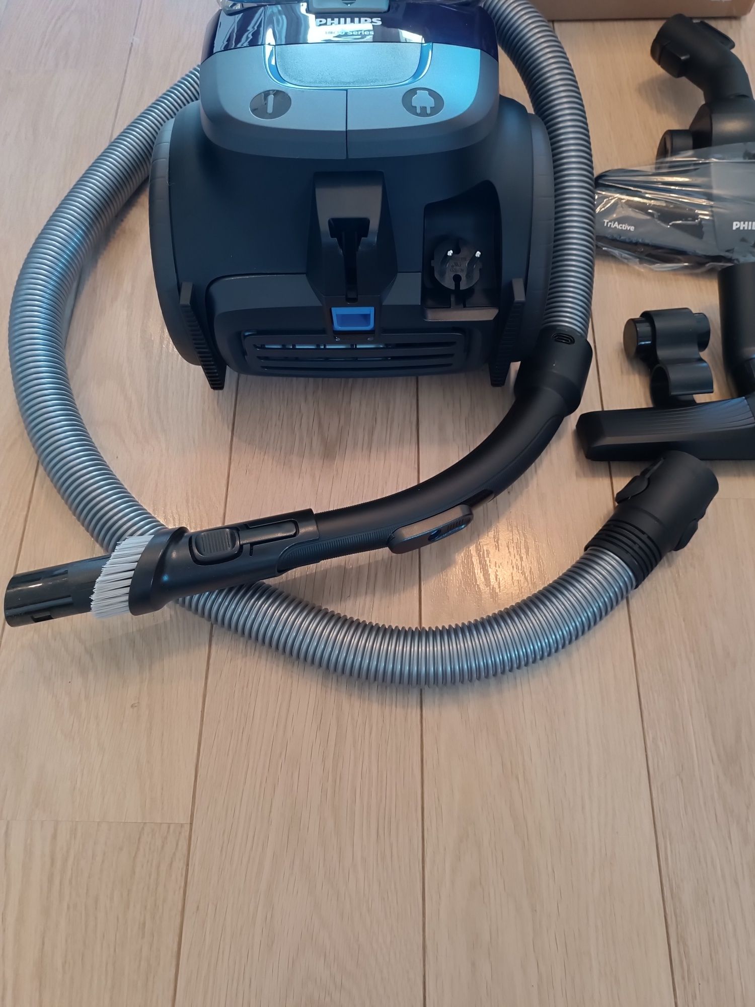 "  Odkurzacz bezworkowy Philips PowerPro Seria 3000 FC9333/09