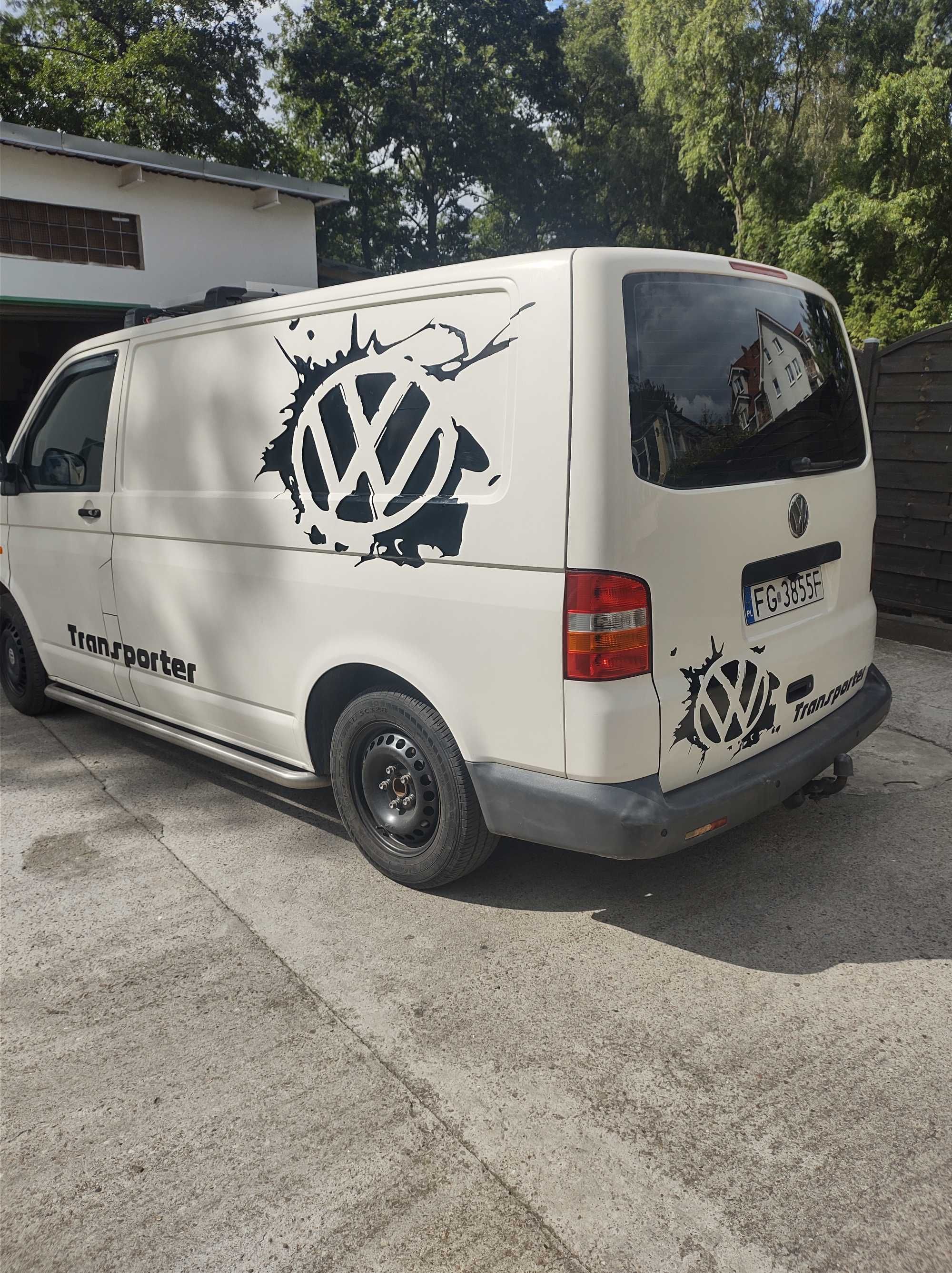 VOLKSWAGEN T5 2003 rok