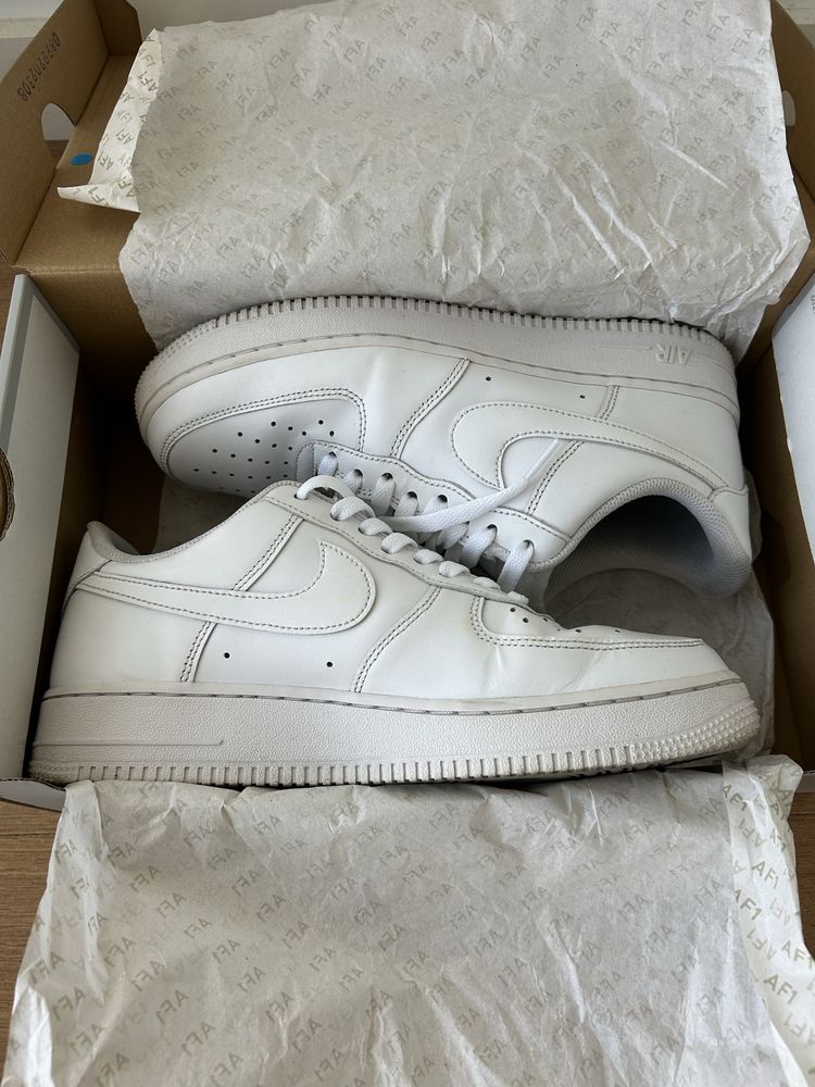 Nike Air Force 1