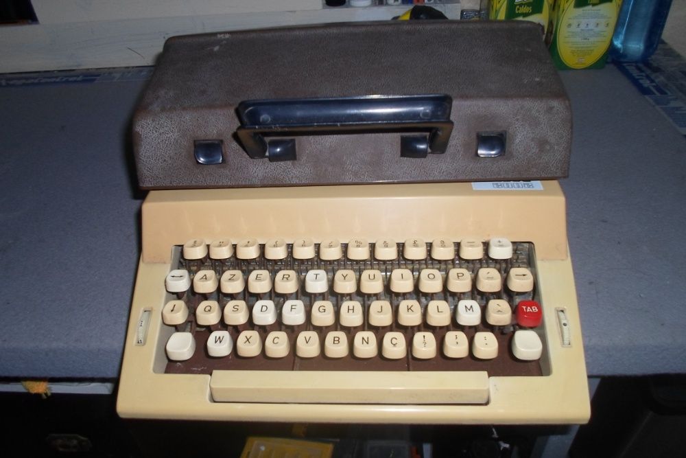 Máquina de escrever