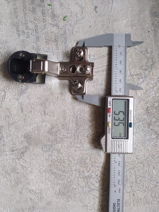 Петли мебельные новые для стеклянных дверей