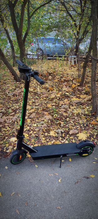 Продам  крутий електросамокат Acer на гарантії