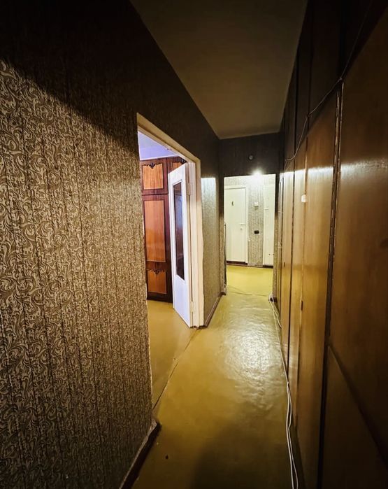 3 кімнати метро Героїв Дніпра Програми+