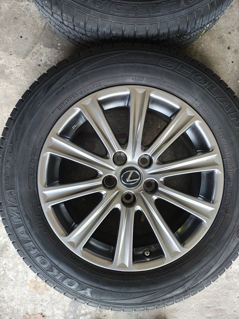 Koła felgi Lexus NX 17 cali opony Yokohama Geolandar 225/65r17
