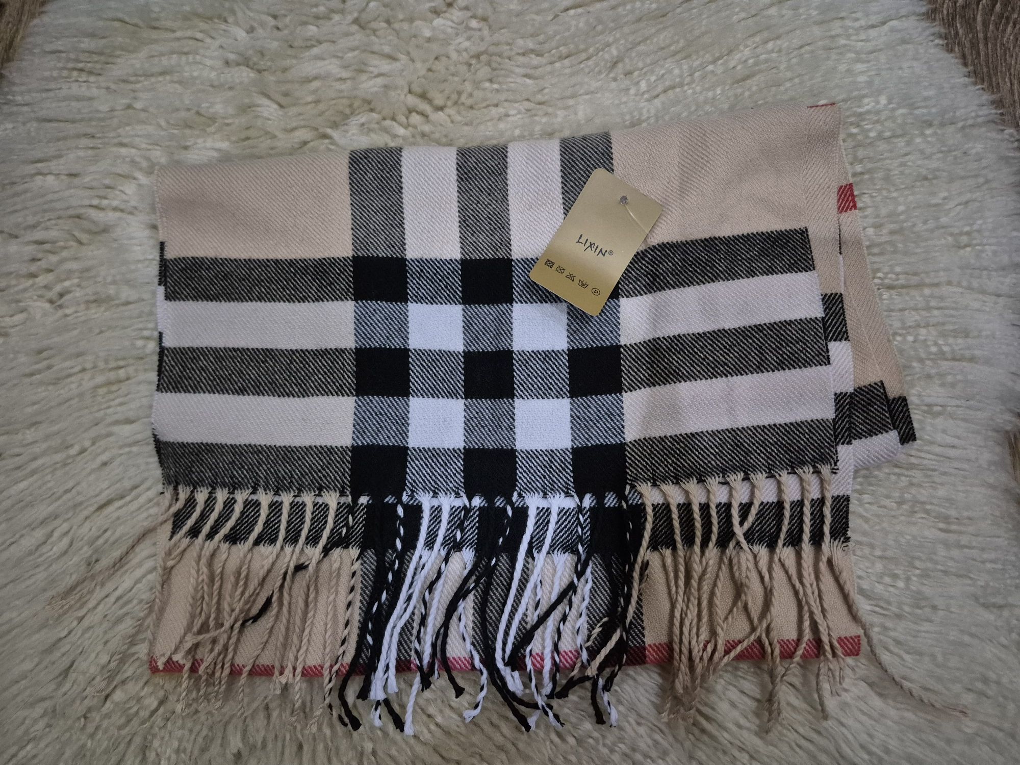 Новый шарф под Burberry