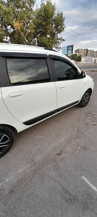 Продаж Renault LODGY