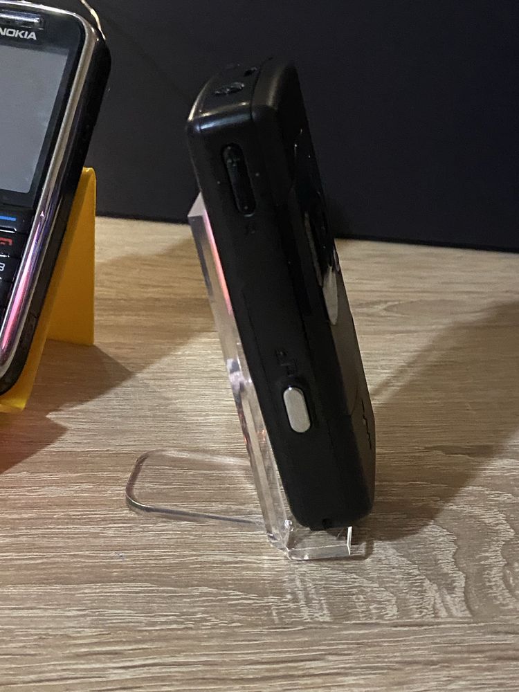 Мобильный телефон Sony Ericsson W810i