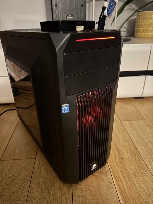 Core i7 4790K , 24 GB RAM, RTX3060 12GB, 1TB HDD + 2x SSD 128/256