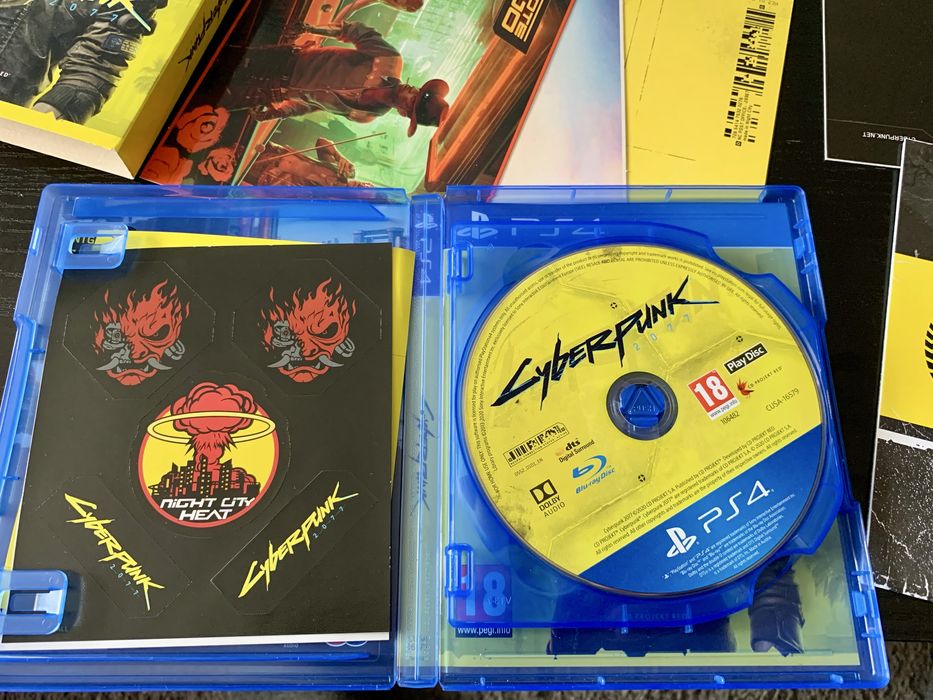 Cyberpunk 2077 PS4 / 5 PL – pełen zestaw + case