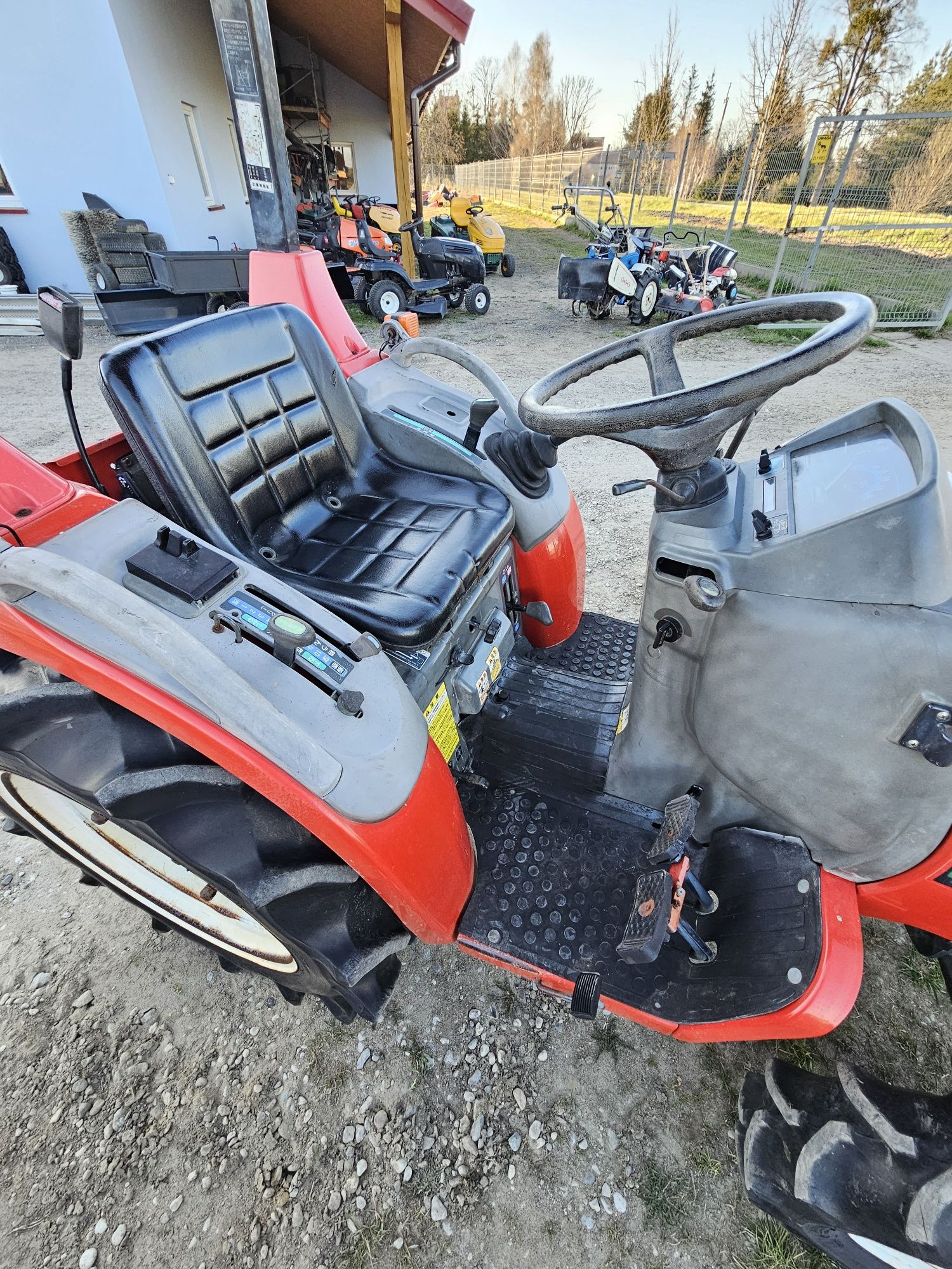 Mini traktorek  Japoński z napędem 4x4