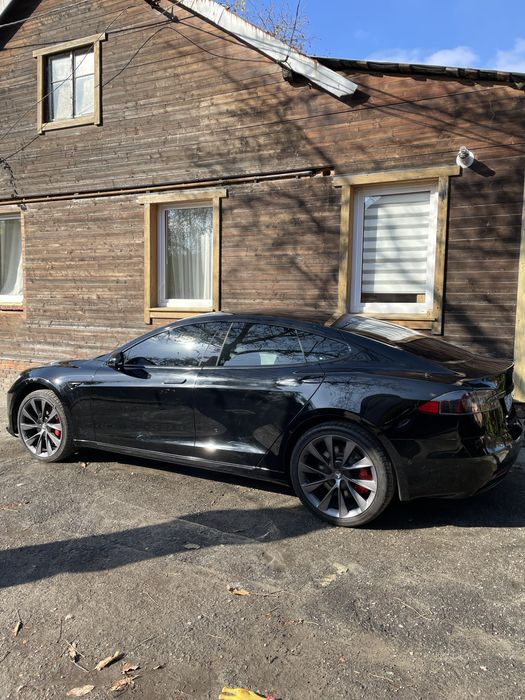 Tesla Model S 2020 Long Range Plus