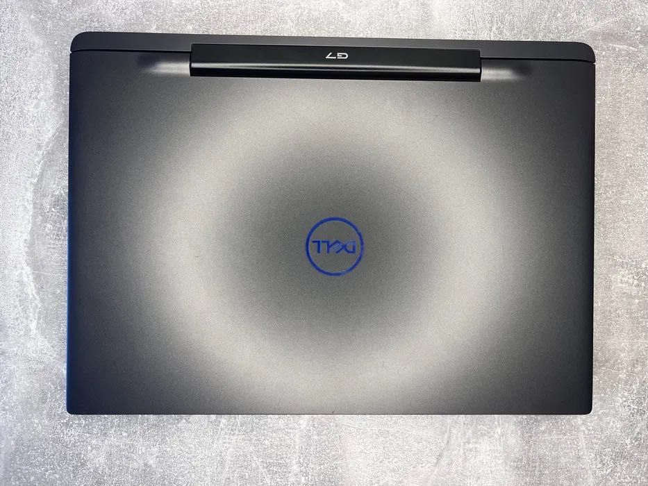 Игровой шедевр Dell g7 7790/17"/i7-9750H/16gb/ssd 256+1tb/rtx 2060