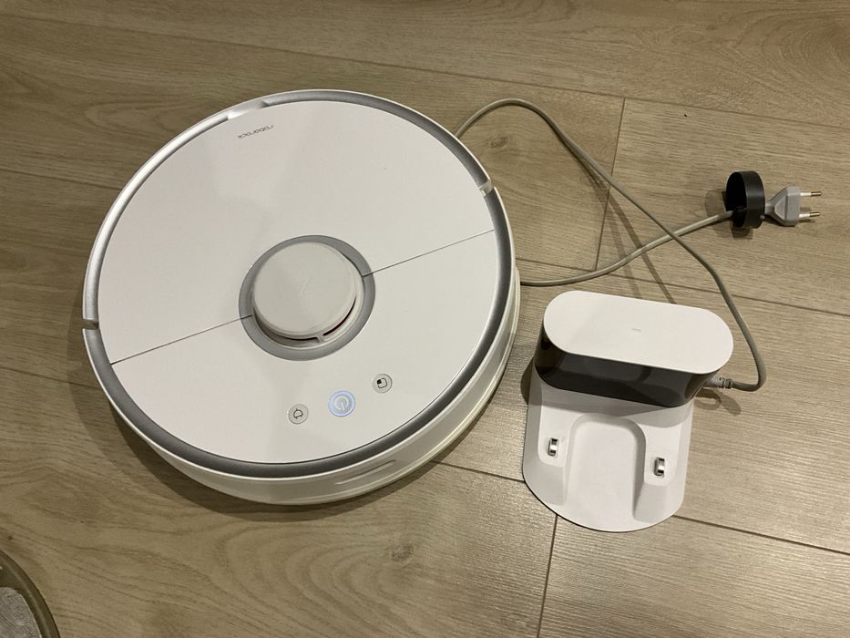 Продается Робот пылесос xiaomi roborock s502-00