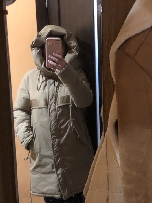 Зимова куртка жіноча