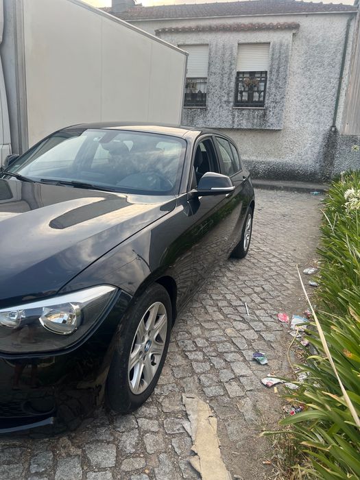 BMW Série 1 120d 2013 - Diesel, bom estado, 5 portas