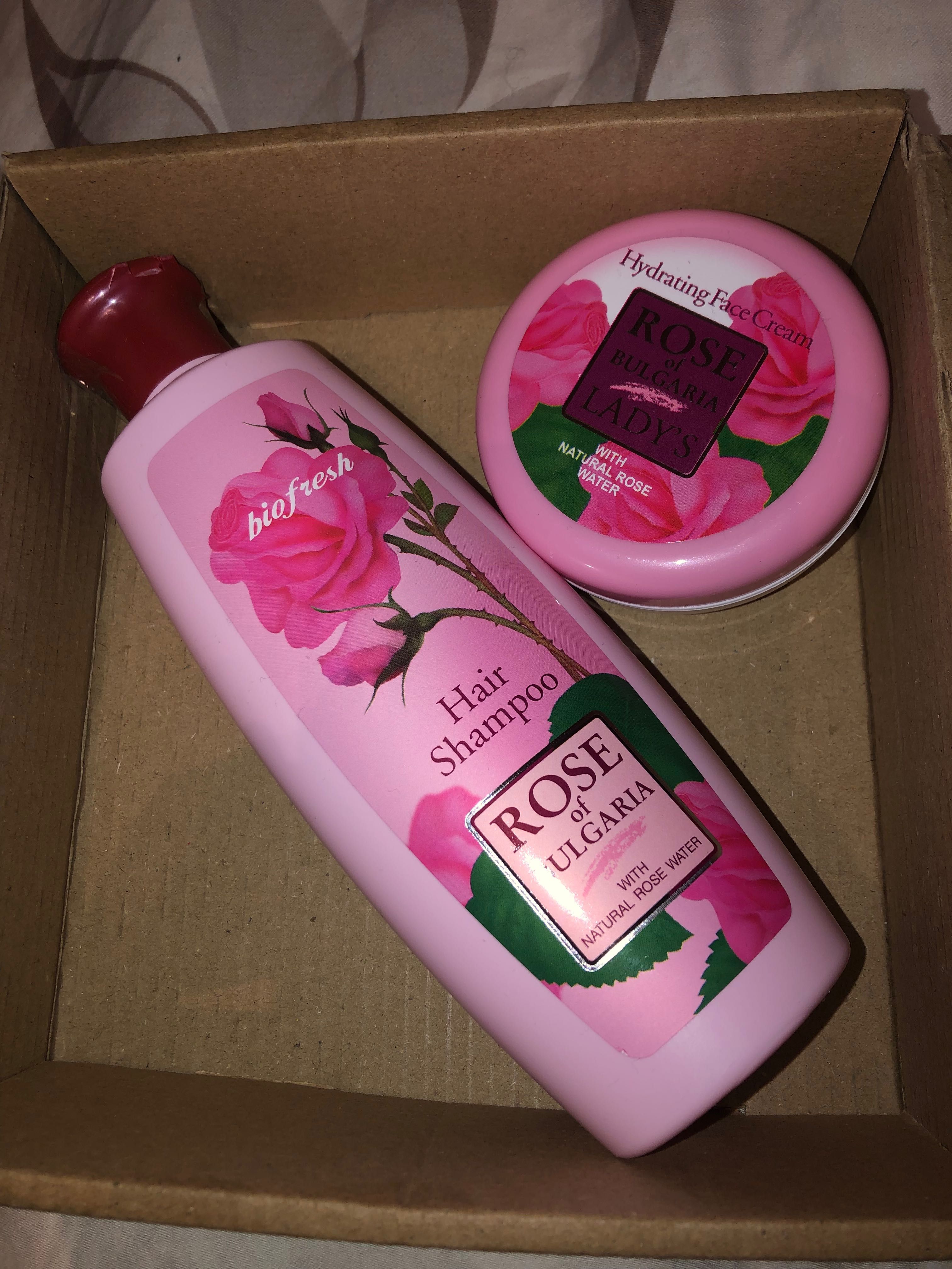 Крем для лиця та шампунь Rose of Bulgaria