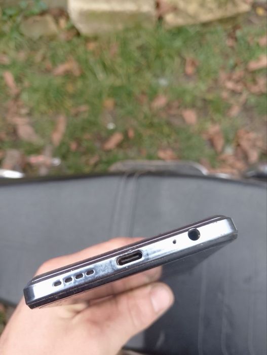 Обміняю на Айфон бу Tecno Pova Neo 2 (4/64GB) 
Те