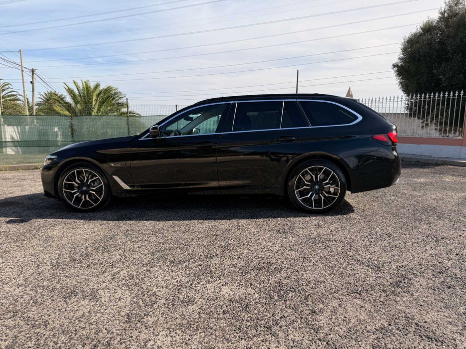 BMW 530e Touring 2021