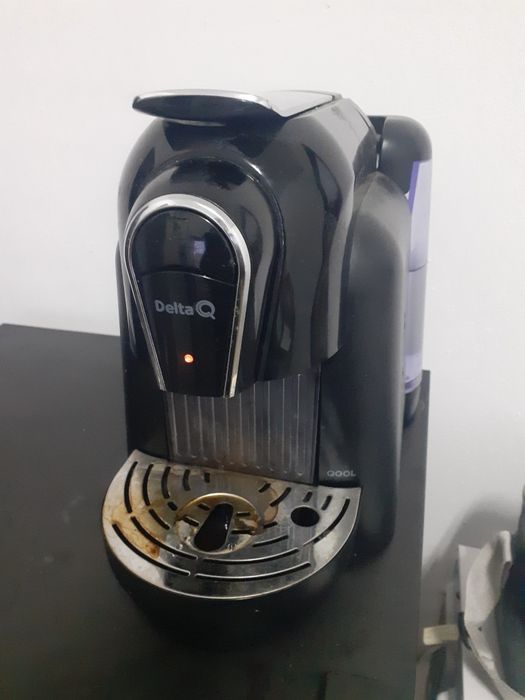 Maquina cafe delta q