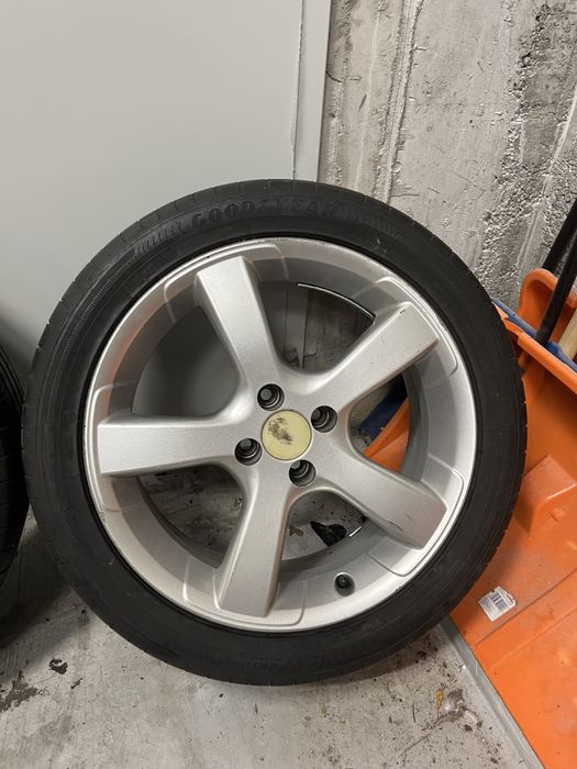 Felgi aluminiowe 17’ 4x100 + opony 225/45/17