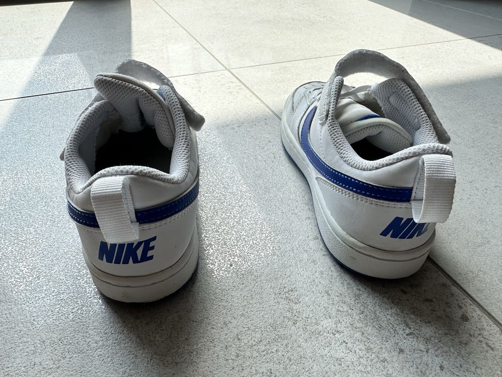 Nike buty dla dzieci rozmiar 32 stan bdb