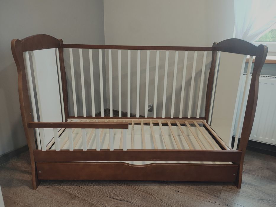 Łóżeczko dziecięce drewniane 60x120
