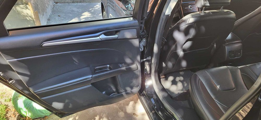 Ford Fusion 2017 Titanium Hybrid