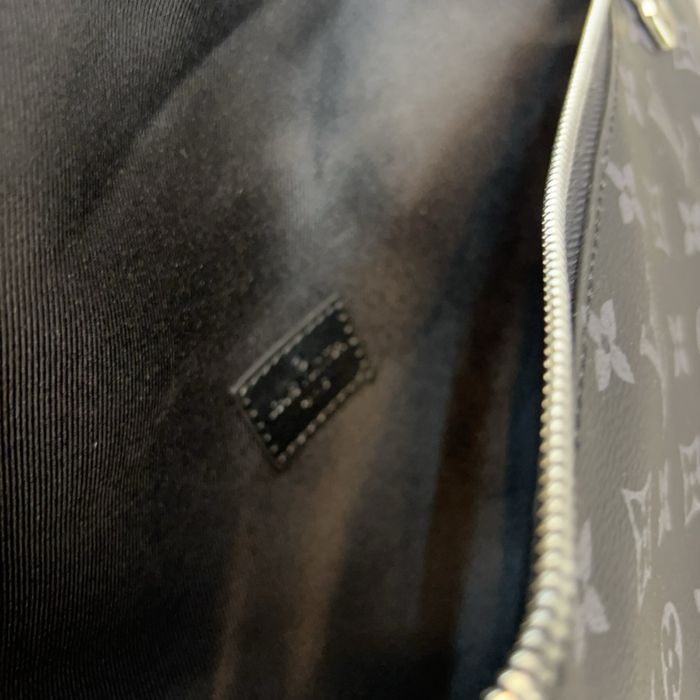 Чоловіча сумка бананка Louis Vuitton мужская бананка купить