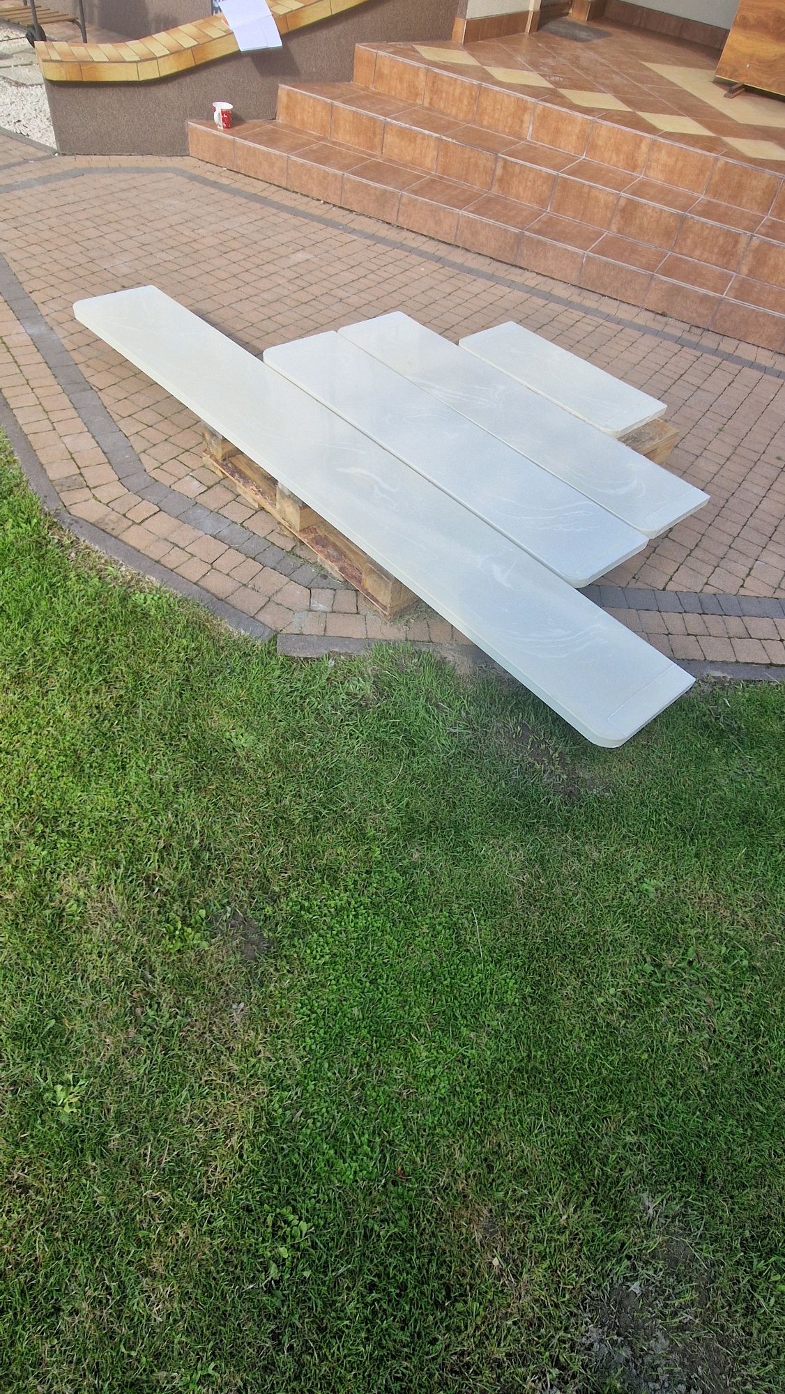 Parapety wewnętrzne konglomerat z demontażu