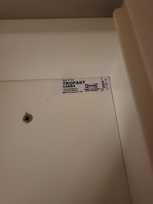 4x regał Trofast wraz z pojemnikami
