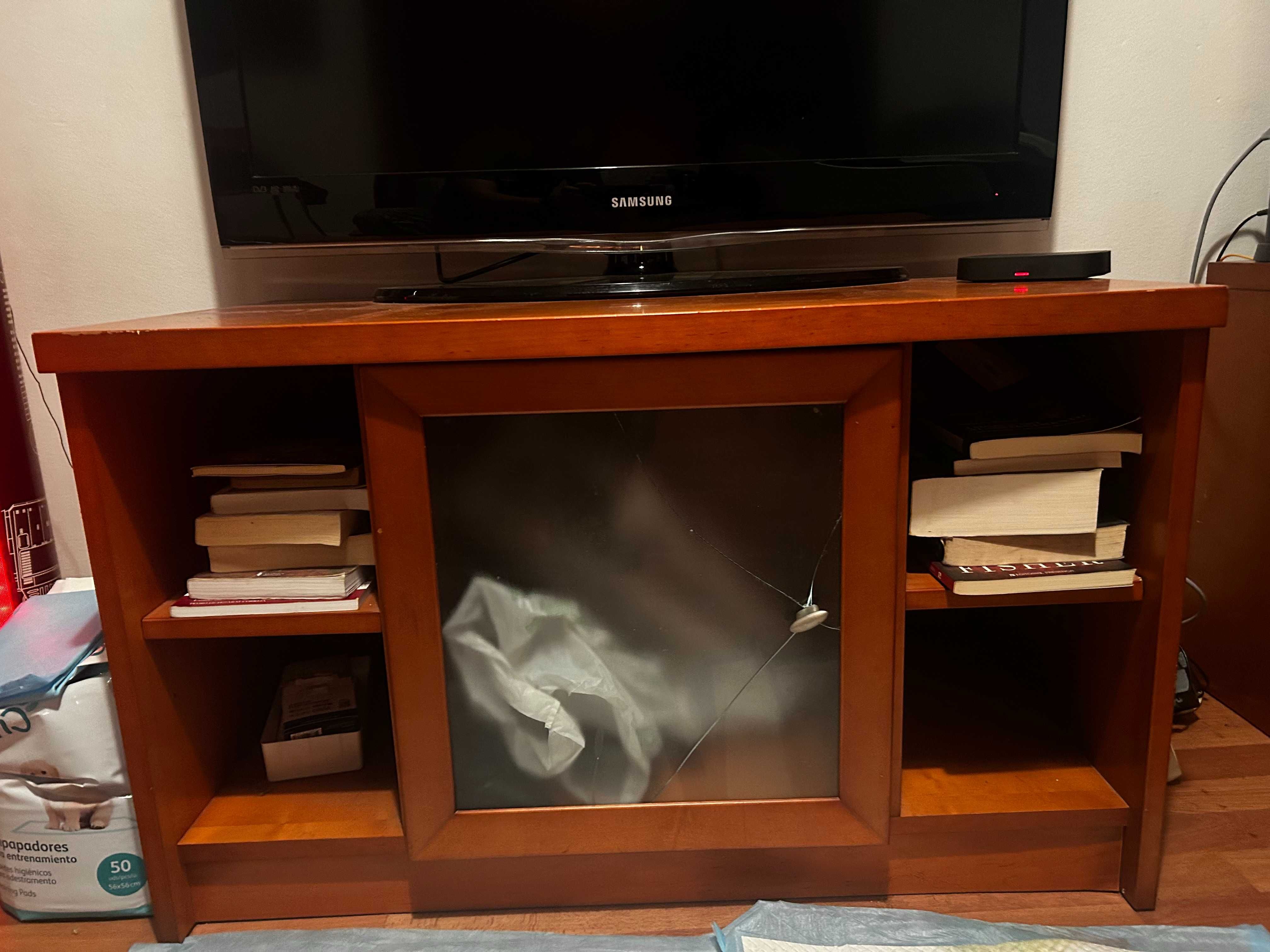 Conjunto de 3 móveis de sala em madeira – usados