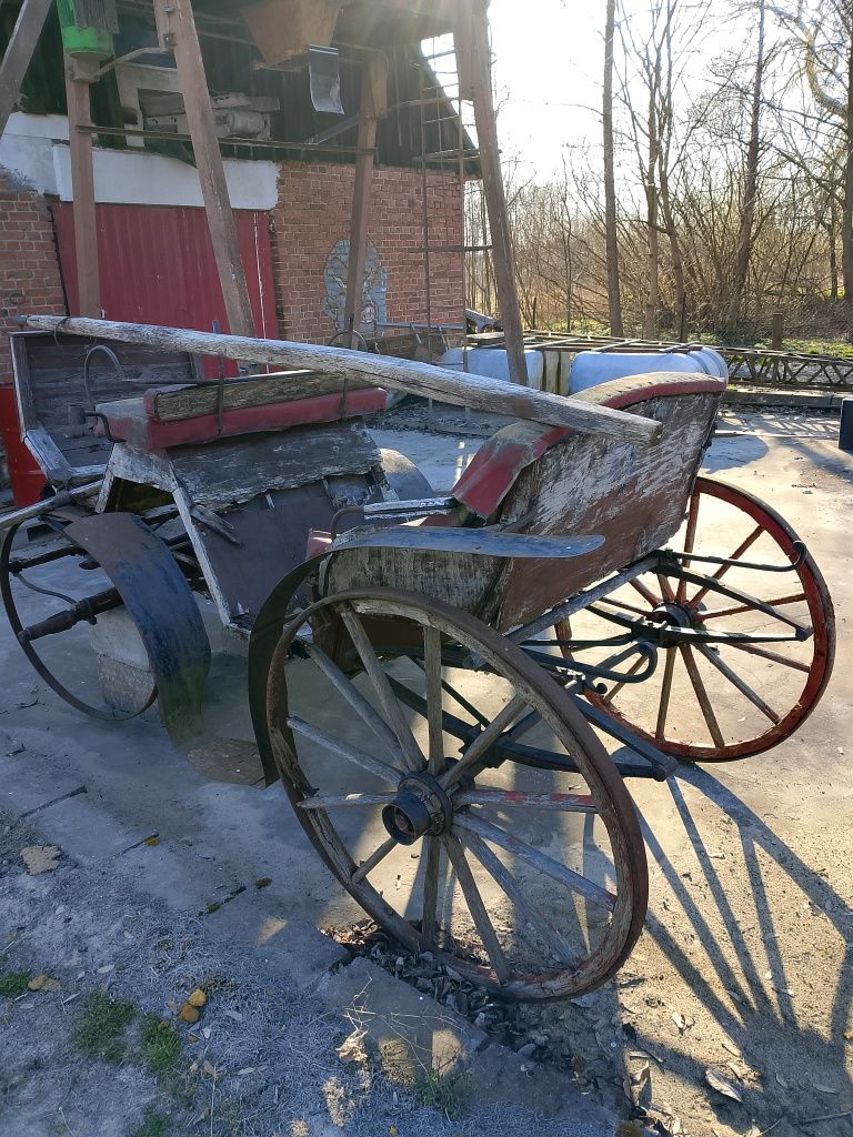 Bryczka do renowacji