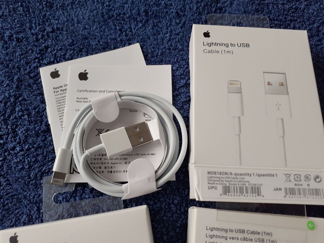 Kabel USB to Lightning 1m do IPhone NOWY.