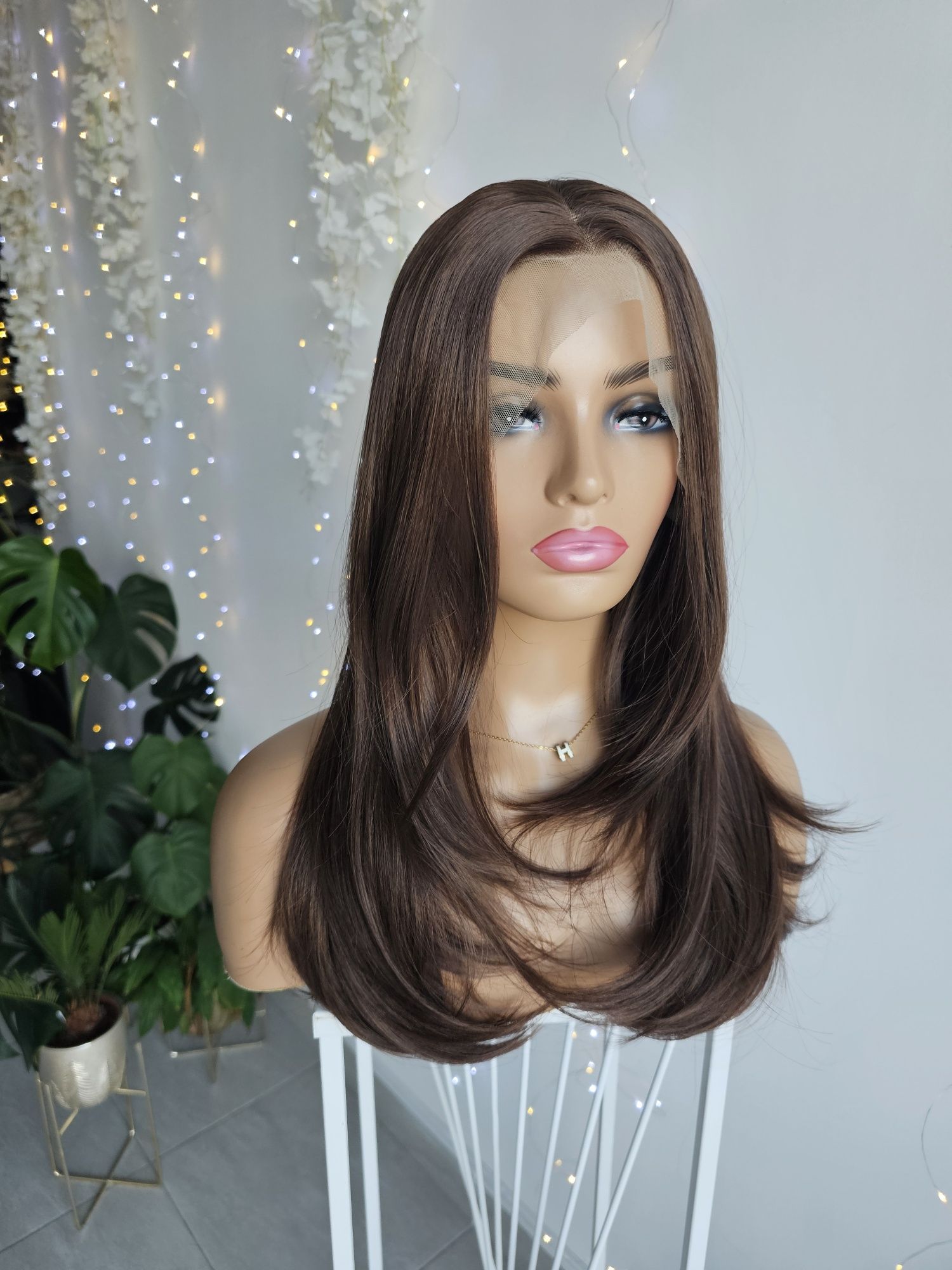 Peruka Abi brąz lacefront zmianq przedziałka naturalny efekt