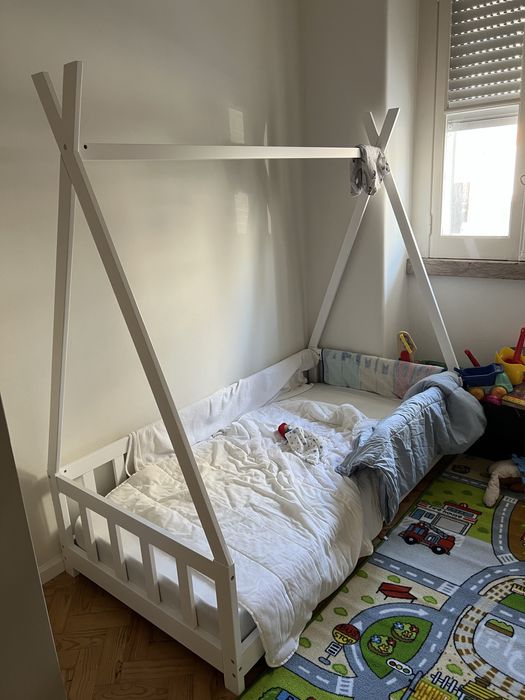 Cama Montessori com colchão incluido