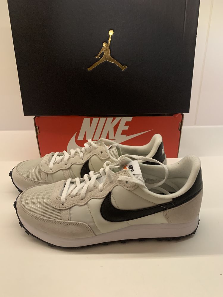 Buty nike 42-42,5 chellenger