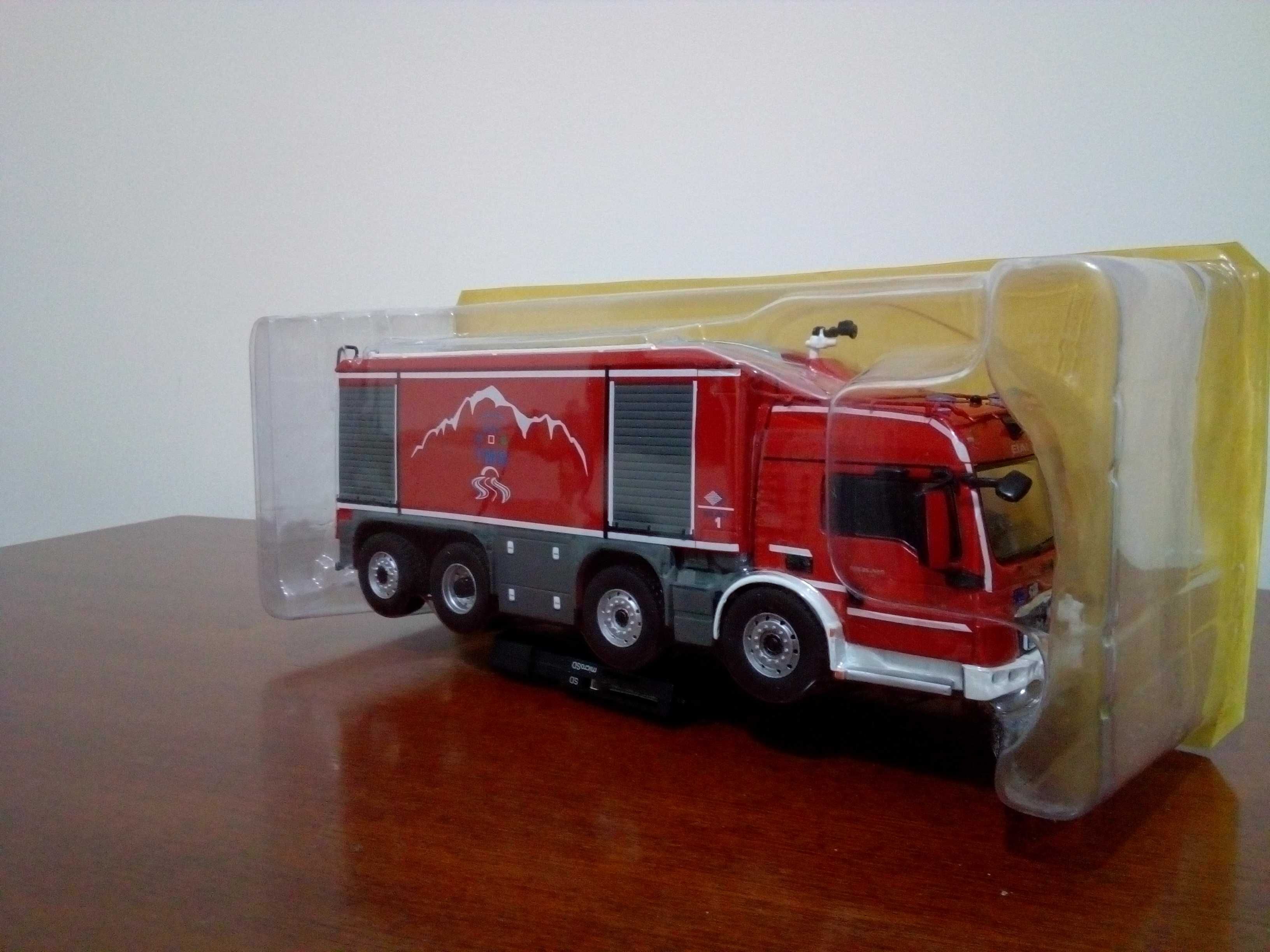 Camiões dos bombeiros em miniatura