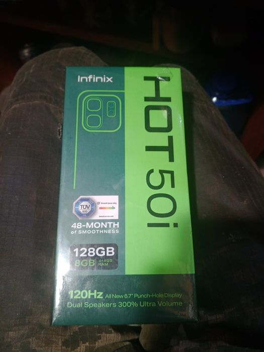 Продам телефон Infinix HOT50i. Запечатанный полностью.
